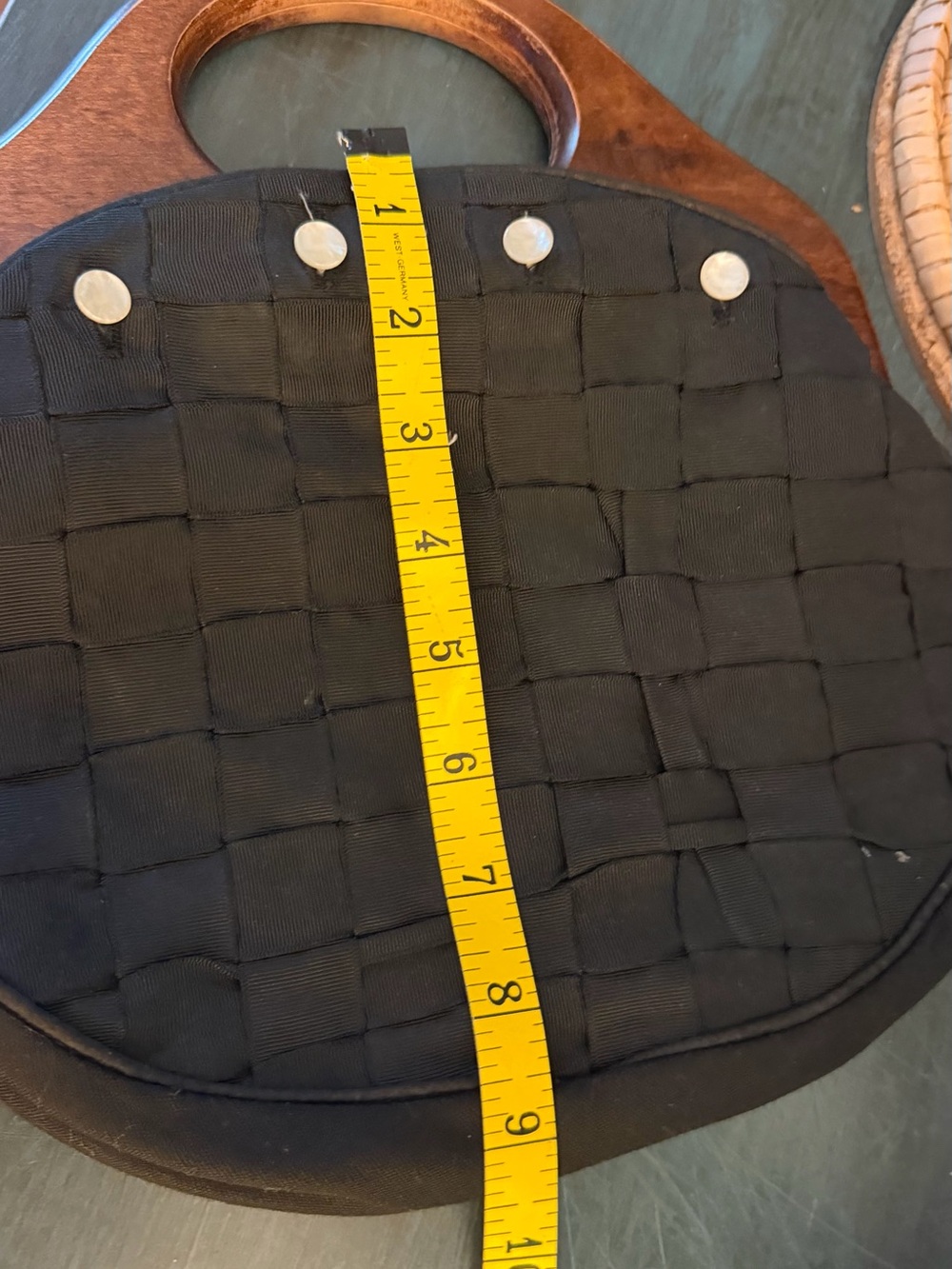 Vintage Black Woven black canvas Bermuda Bag - Picture 8 of 9